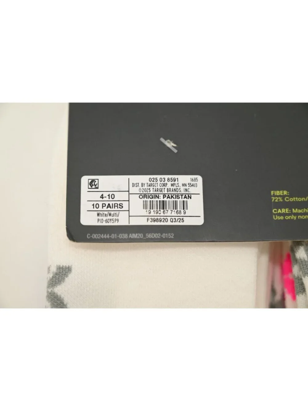 NIP All in Motion 10 Pack Cotton No Show Socks Sz 4-10 White Arch Support Casual